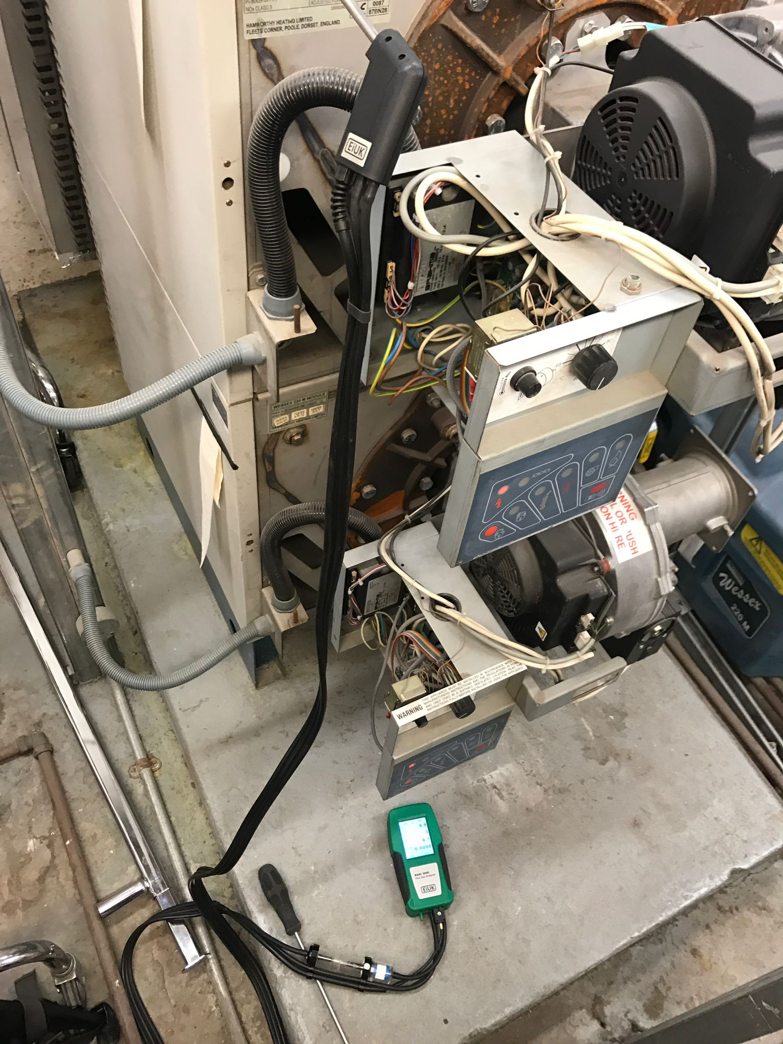 gas safe registered engineer near me Cobham, DA12